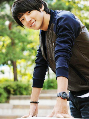 Dae-Ho Young / Yoon Si-Yoon