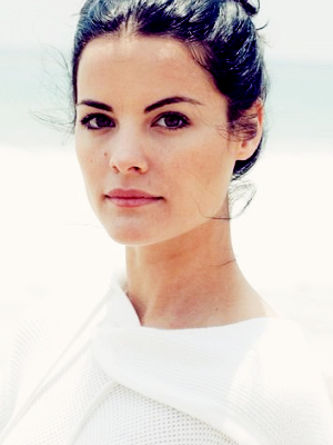 Harmony Smythe / Jaimie Alexander